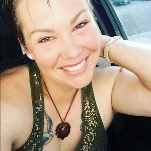 Meet your Posher, Kai indigo